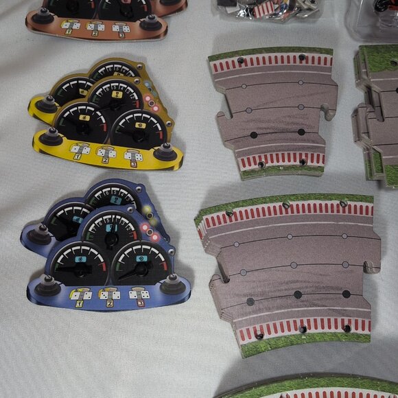 Moto Grand Prix High Speed Motorcycle Racing Board Game Nexus 2008 Complete - Picture 10 of 16